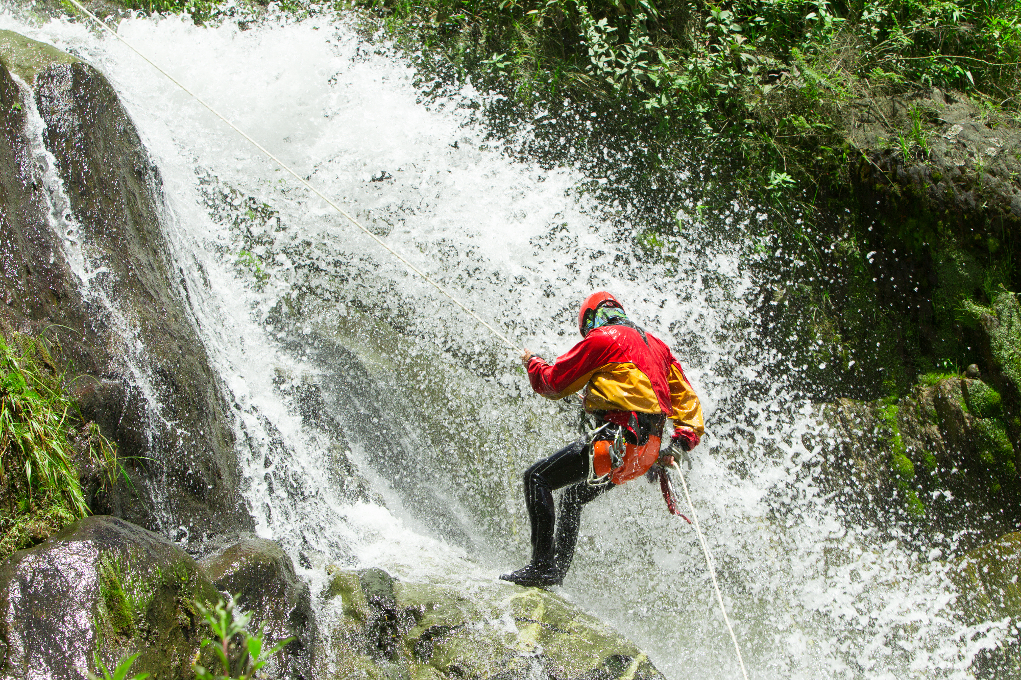 Adrenalinski izlet na soteskanje Bovec